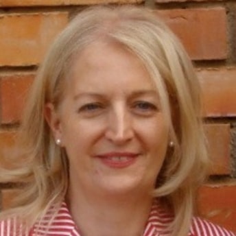 Dr Ceppie Merry